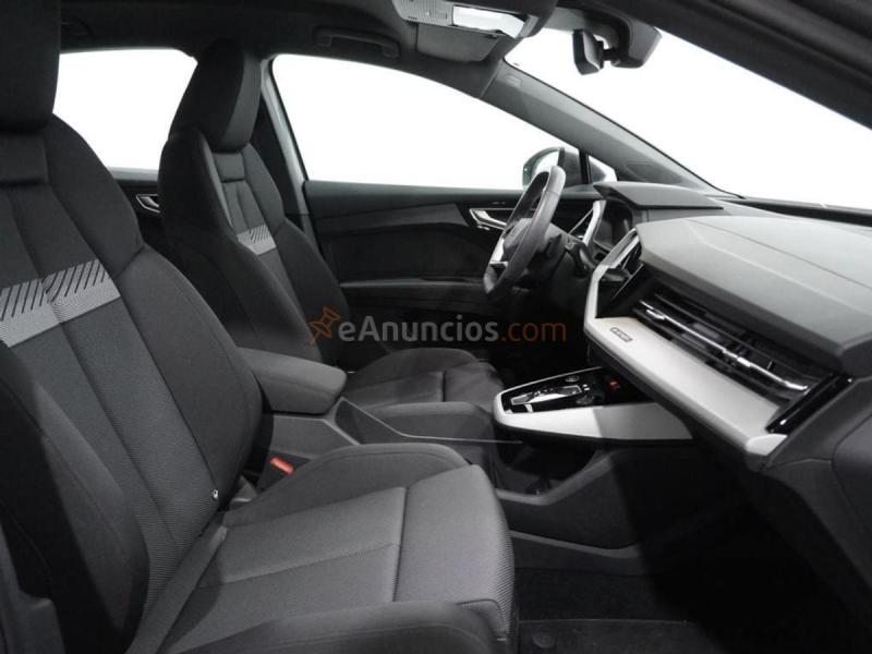 Audi Q4 S line 45 e-tron 210 kW (286 CV)
