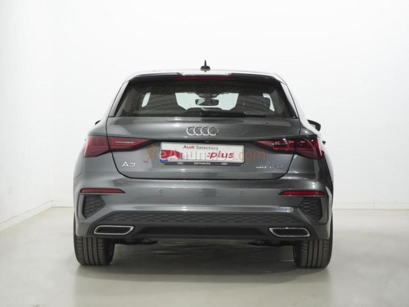 Audi A3 S line 35 TFSI 110 kW (150 CV) S tronic
