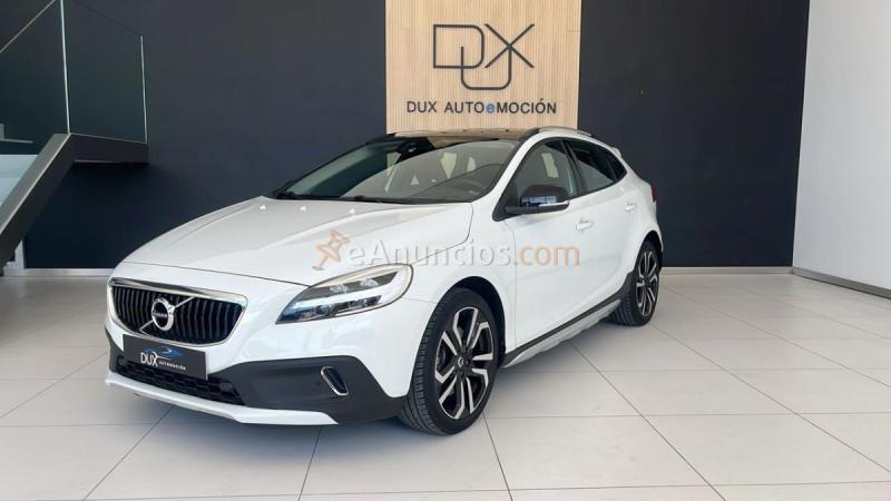 Volvo Cross Country VOLVO V40 CR 5p Berline D3 150CV Geartronic