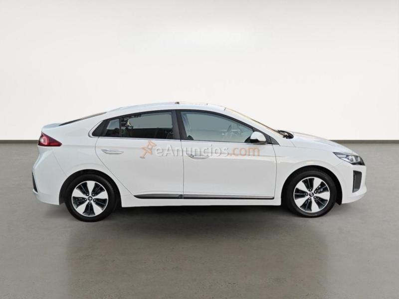 Hyundai IONIQ 1.6 GDI PHEV DT KLASS 141 H