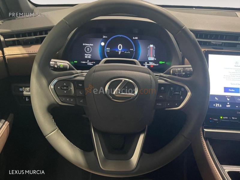 Lexus lbx elegant