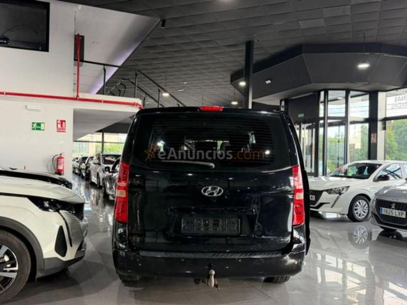 Hyundai H-1 Hyundai H-1 2.5 CRDI Executive 8PL Navi Leather Klima PDC ... 8 plazas 8 PLAZAS