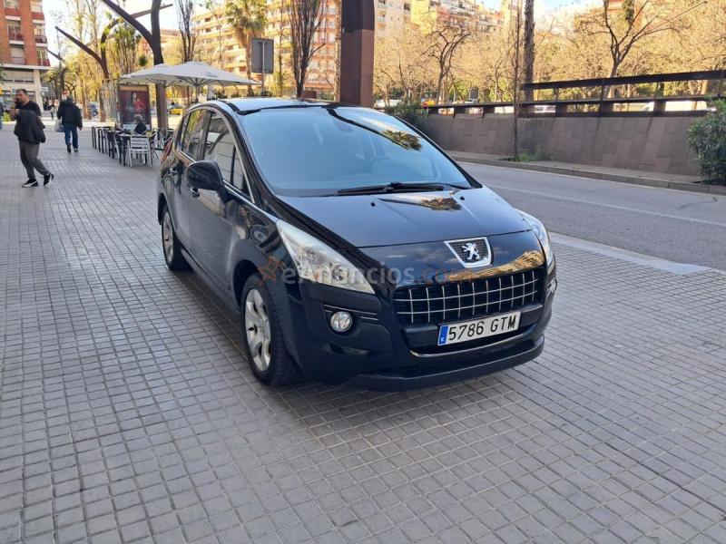 Peugeot 3008 PREMIUM 1.6 HDI 110 FAP
