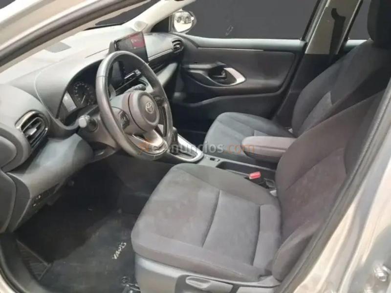 Toyota Yaris 1.5 120H Active Plus Automatico (2025)  Etiqeuta ECO  Desde 321€mes 
