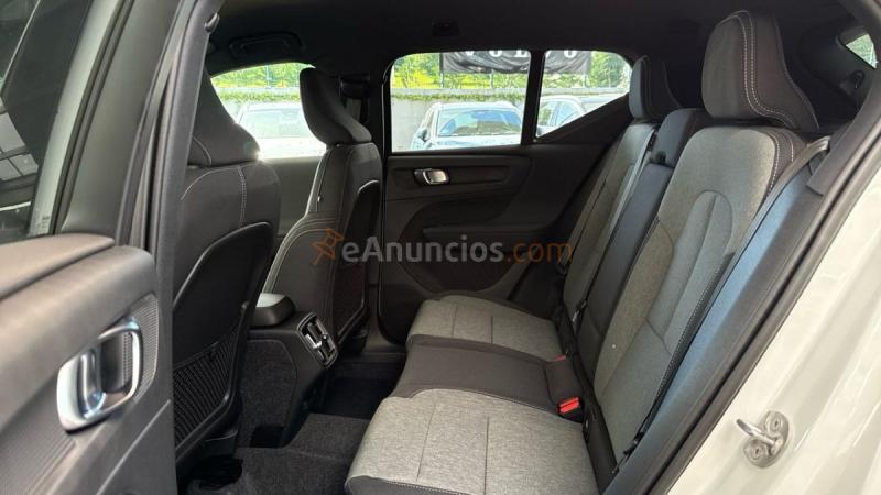Volvo XC40 todoterreno 2.0 B3 MHEV CORE DCT 5P
