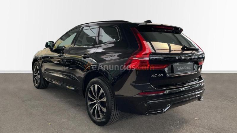 Volvo XC60 2.0 B4 P PLUS DARK AUTO 5P