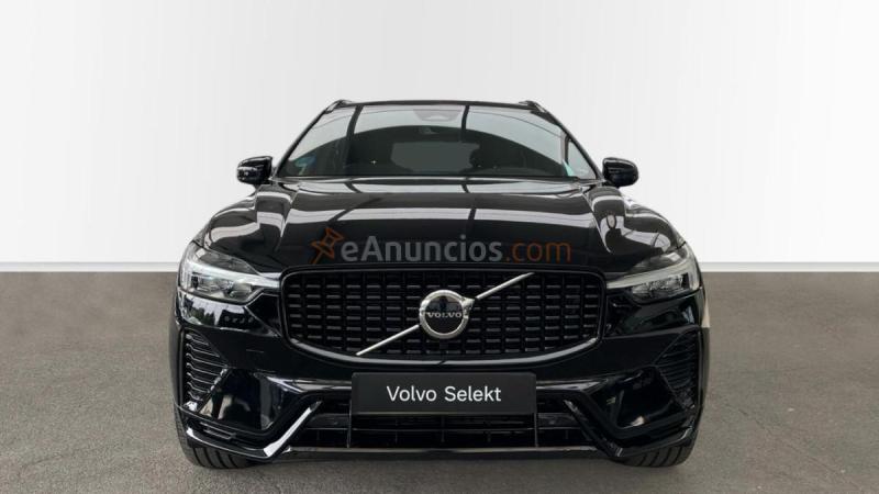 Volvo XC60 2.0 B4 P PLUS DARK AUTO 5P