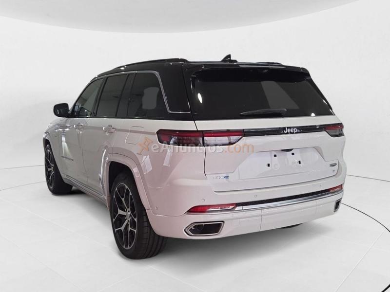 Jeep Grand Cherokee SUMMIT RESERVE
