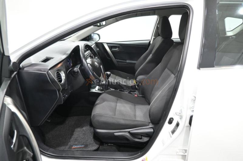 Toyota Auris 120D Active 