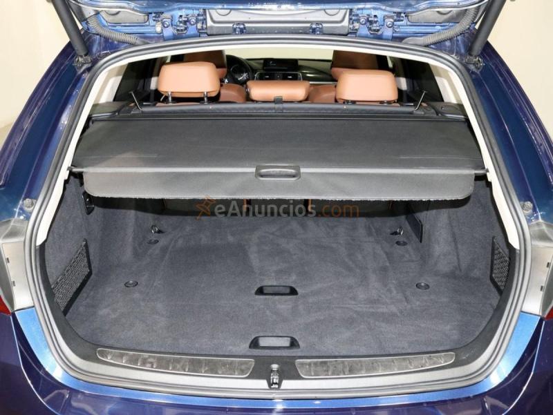 BMW Serie 3 318d Touring Aut. 