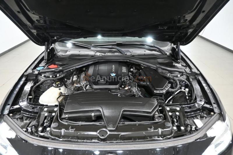 BMW Serie 3 318d Touring Aut. 