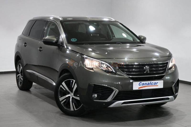 Peugeot 5008 Allure PureTech 130 S&S 