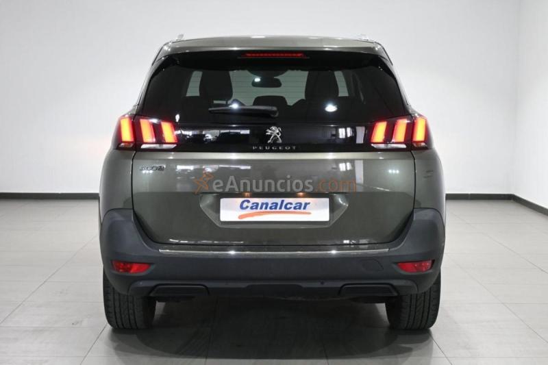 Peugeot 5008 Allure PureTech 130 S&S 