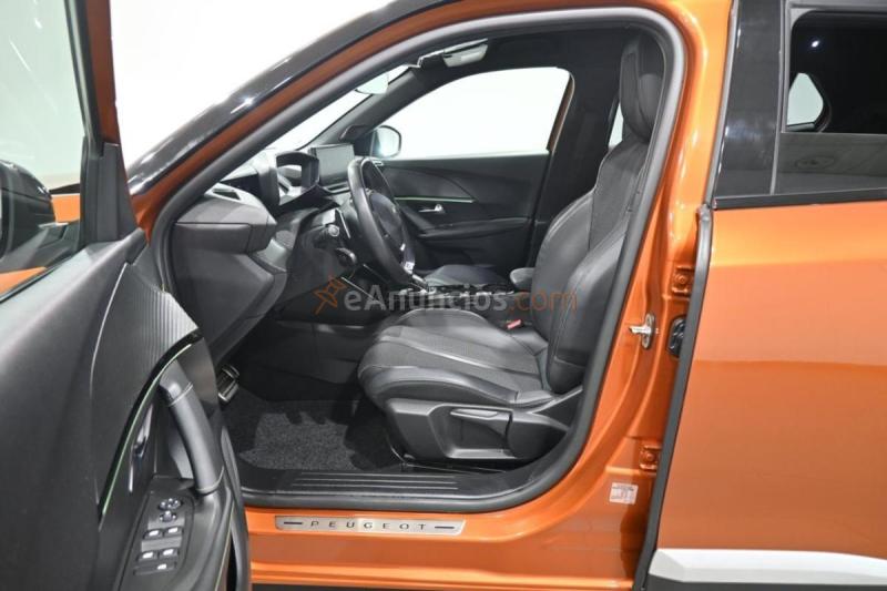 Peugeot 2008 GT BlueHDi 130 EAT8 