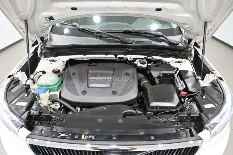 Volvo XC40 T3 