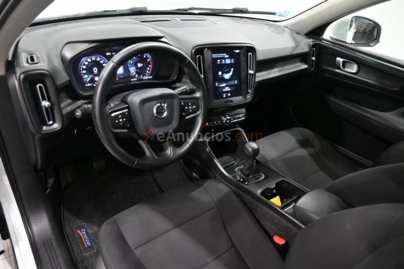 Volvo XC40 T3 