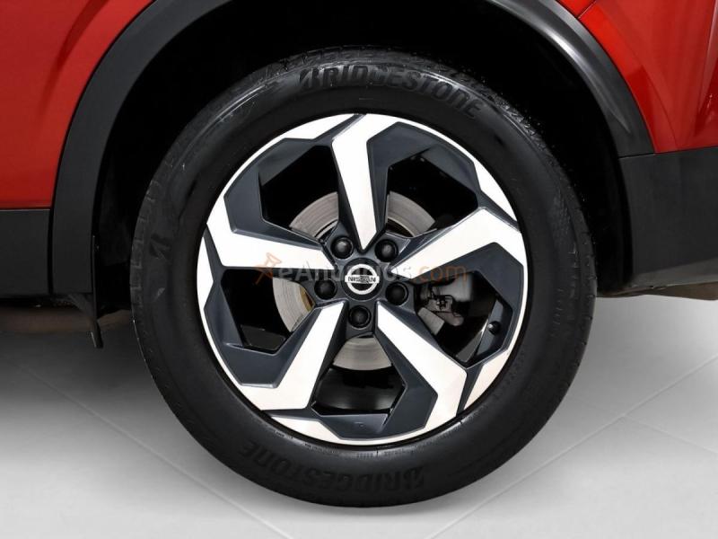 Nissan Qashqai DIG-T 116kW Xtronic N-Connecta