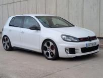 VW Golf GTI 210cv