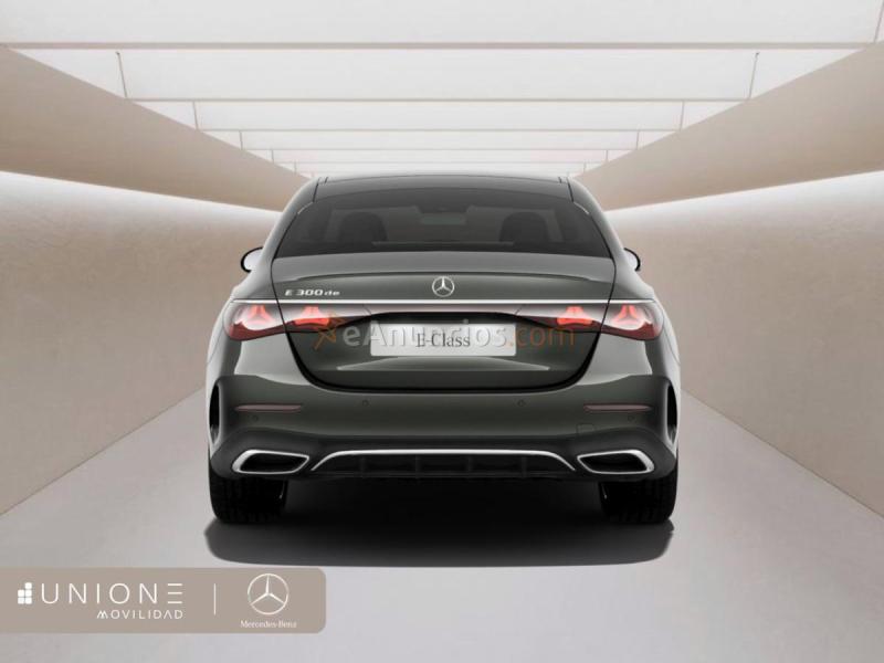 Mercedes Clase E E 300 de berlina con tecnología híbrida 