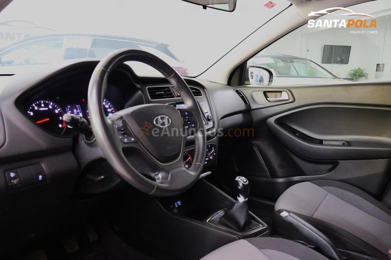 Hyundai i20 Essence MPI