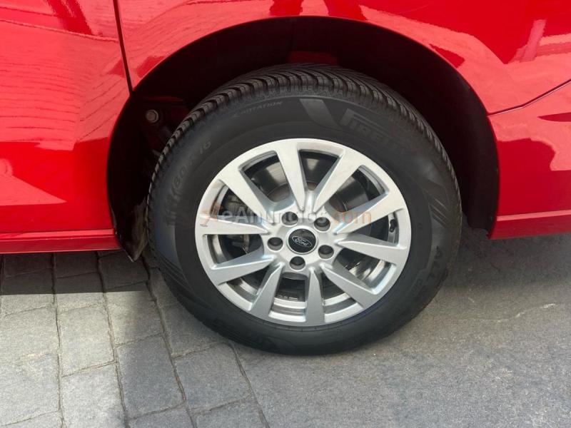 Ford Courier NUEVA TOURNEO CONNECT GRAND TITANIUM L2 1.5T 114cv EURO 6.2