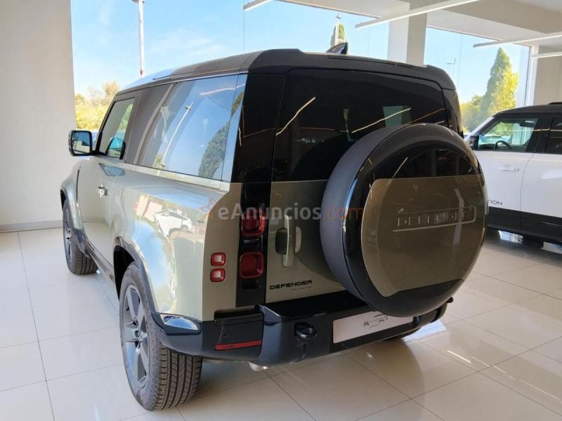Land Rover Defender 3.0 D250 MHEV X DYNAMIC SE 90 AUTO 4W 249 3P