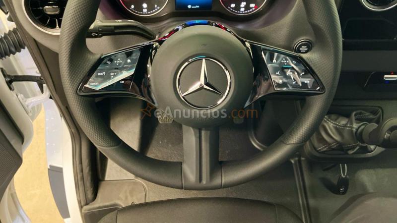 Mercedes Sprinter Nuevo Sprinter 311 CDI Furgón PRO Medio 