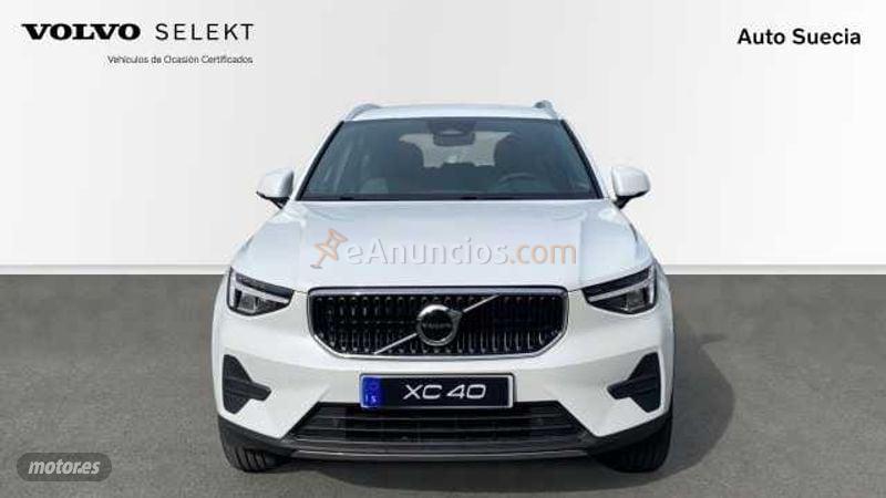 Volvo XC40 Core, B4 Mild hybrid, Gasolina de 2024 con 7.386 Km por 31.900 EUR. en Guipuzcoa