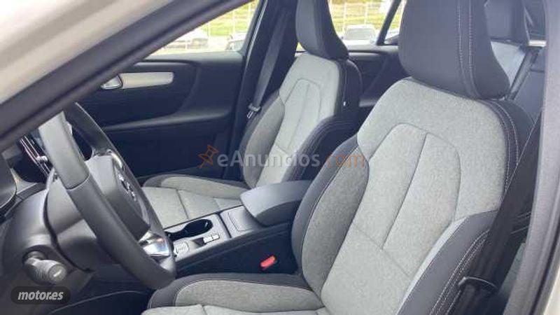 Volvo XC40 Core, B4 Mild hybrid, Gasolina de 2024 con 7.386 Km por 31.900 EUR. en Guipuzcoa
