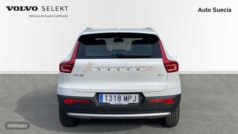 Volvo XC40 Core, B4 Mild hybrid, Gasolina de 2024 con 7.386 Km por 31.900 EUR. en Guipuzcoa