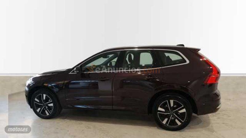 Volvo XC 60 Plus, B5 AWD Mild hybrid, Gasolina, Bright de 2025 con 9.000 Km por 49.500 EUR. en Cadiz