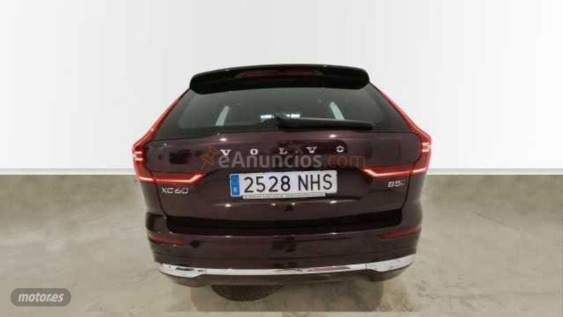 Volvo XC 60 Plus, B5 AWD Mild hybrid, Gasolina, Bright de 2025 con 9.000 Km por 49.500 EUR. en Cadiz