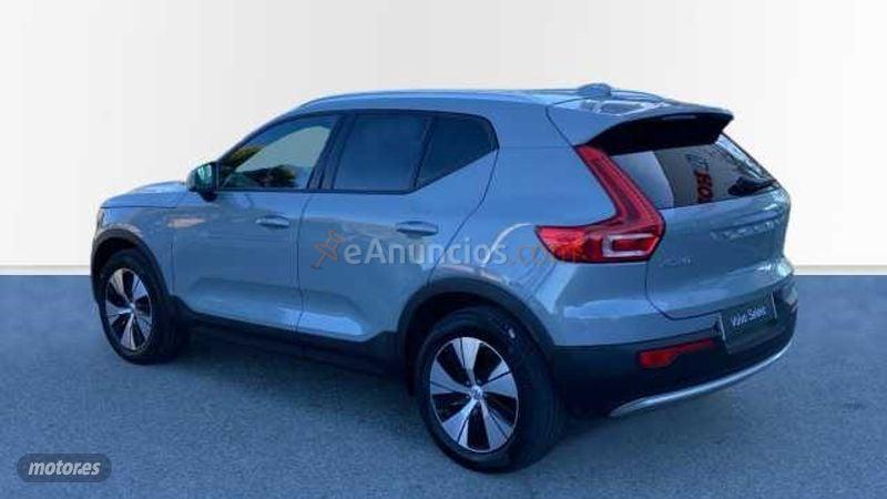 Volvo XC40 XC40 CORE B3 (G) MILD HYBRID de 2026 con 14.726 Km por 33.450 EUR. en Navarra
