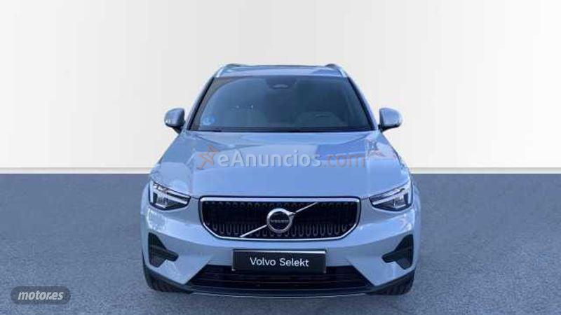 Volvo XC40 XC40 CORE B3 (G) MILD HYBRID de 2026 con 14.726 Km por 33.450 EUR. en Navarra