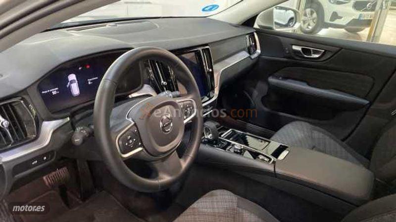 Volvo V 60 2.0 T6 RECHARGE CORE AUTO 4WD 5P de 2025 con 23.236 Km por 39.900 EUR. en Murcia