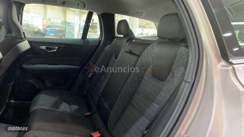 Volvo V 60 2.0 T6 RECHARGE CORE AUTO 4WD 5P de 2025 con 23.236 Km por 39.900 EUR. en Murcia