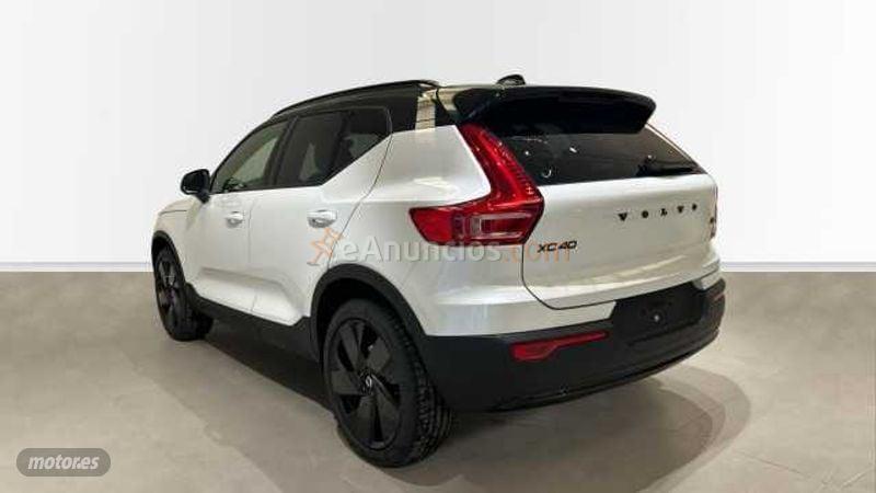 Volvo XC40 XC40 BLACK EDITION ULTRA B3 (G) de 2026 con 6 Km por 43.900 EUR. en Asturias