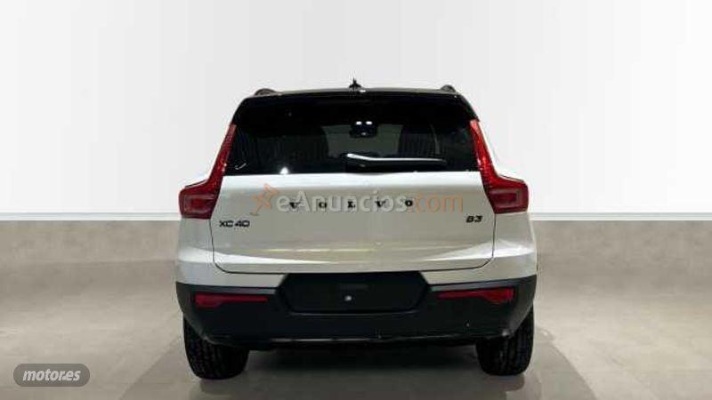 Volvo XC40 XC40 BLACK EDITION ULTRA B3 (G) de 2026 con 6 Km por 43.900 EUR. en Asturias