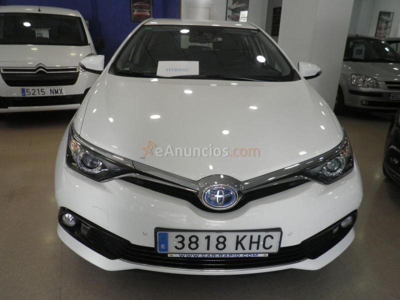 Toyota Auris 140H e-CVT Active