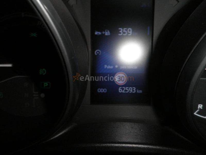 Toyota Auris 140H e-CVT Active