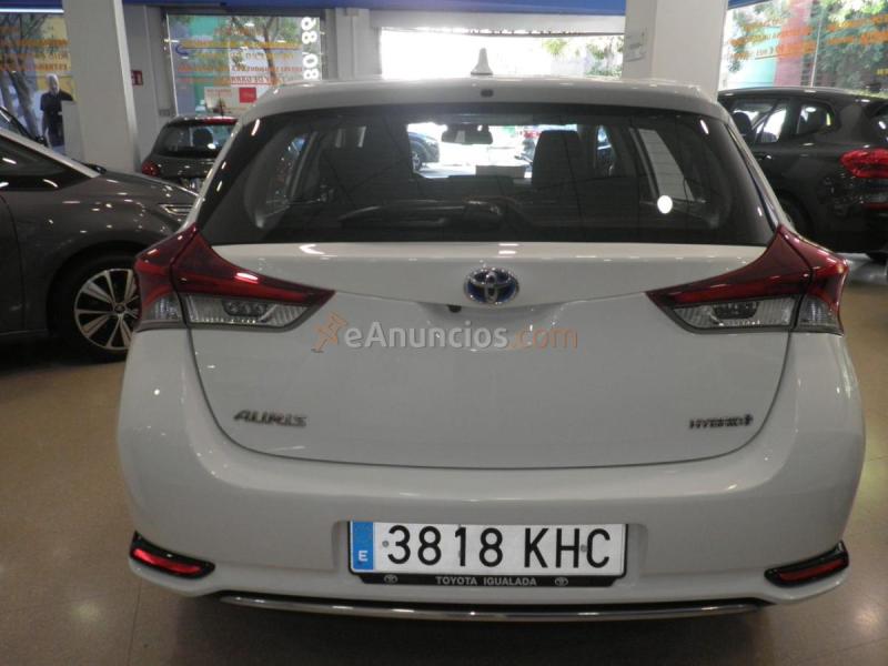 Toyota Auris 140H e-CVT Active