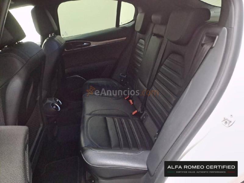 Alfa Romeo Stelvio  2.2 Diésel 154kW (210CV)  Q4 Veloce