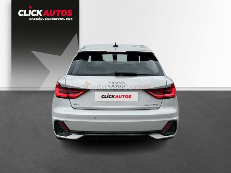 Audi A1 1.0 TFSI 95CV Adrenalin