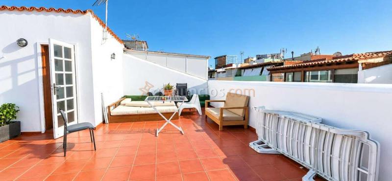 Amplio chalet pareado en venta en Alcalá, Guía de Isora, 3 hab, garaje privado. 410.000€