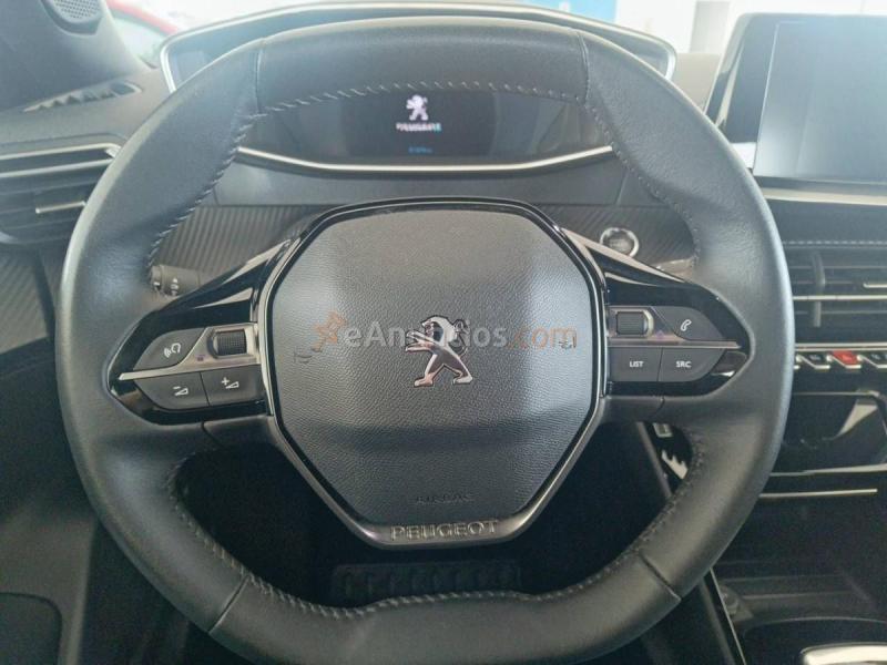 Peugeot 2008   Puretech 130 S&S 6 Vel. MAN Allure Pack