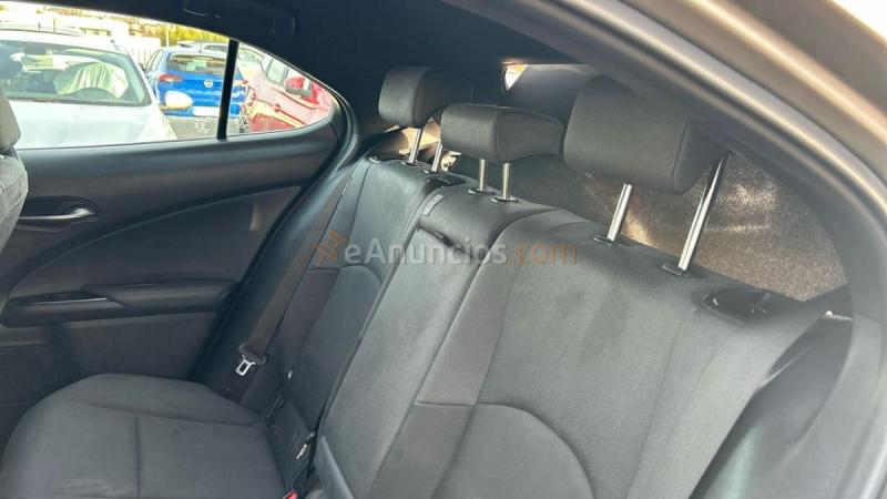 Lexus UX 2.0 250H BUSINESS AUTO 184 5P