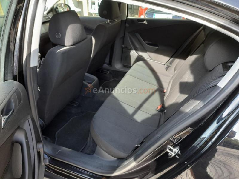 Volkswagen Passat Advance 2.0 TDI 140 CV