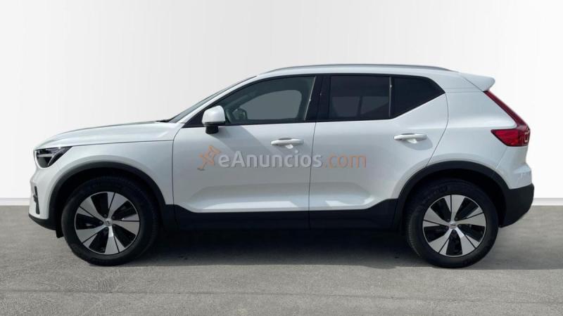 Volvo XC40 B3 MHEV CORE DCT 5P