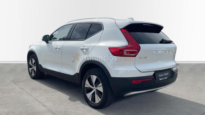 Volvo XC40 B3 MHEV CORE DCT 5P