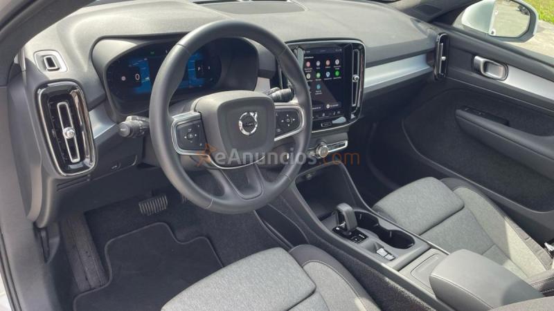 Volvo XC40 B3 MHEV CORE DCT 5P